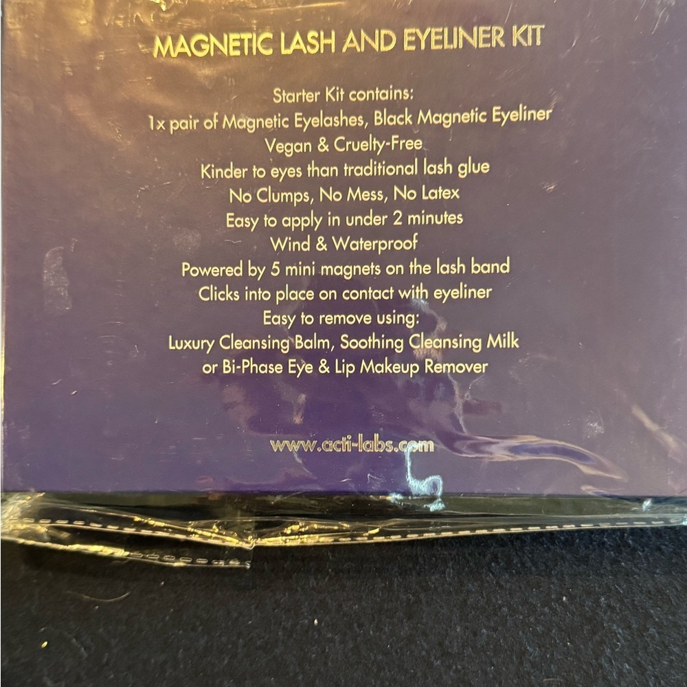 Acti-Labs The Dreamer Magnetic Lash & Eyeliner Kit - Additional Eyelash Set - Picture 5 of 6